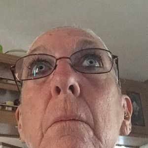 Meet your Posher, Peggy